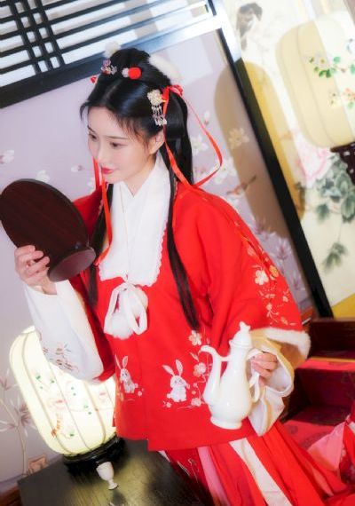 国产极品美女诱惑_2019国语AV首页